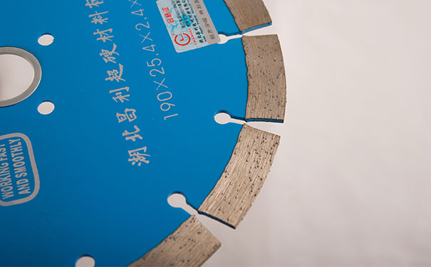 全國(guó)各地石材加工廠使用的石材干切片 全國(guó)各地石材加工廠使用的石材干切片