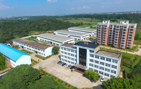 湖北昌利公司連續25年榮獲“守合同重信用企業”,始終將誠信經營放在第一位! 湖北昌利公司連續25年榮獲“守合同重信用企業”,始終將誠信經營放在第一位!