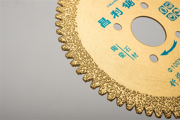 釬焊切割片刀頭金剛石有哪些制造方法呢？